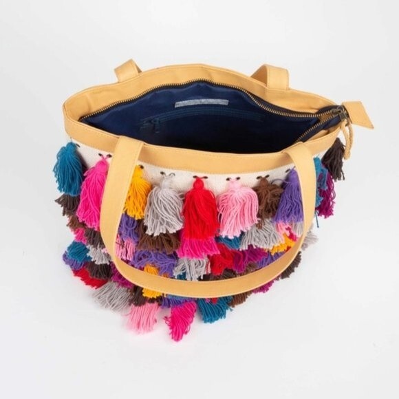 NWOT  - Noonday Collection La Gloria Bag Colorful Yarn Tassel Tote -  RETIRED - Picture 3 of 6